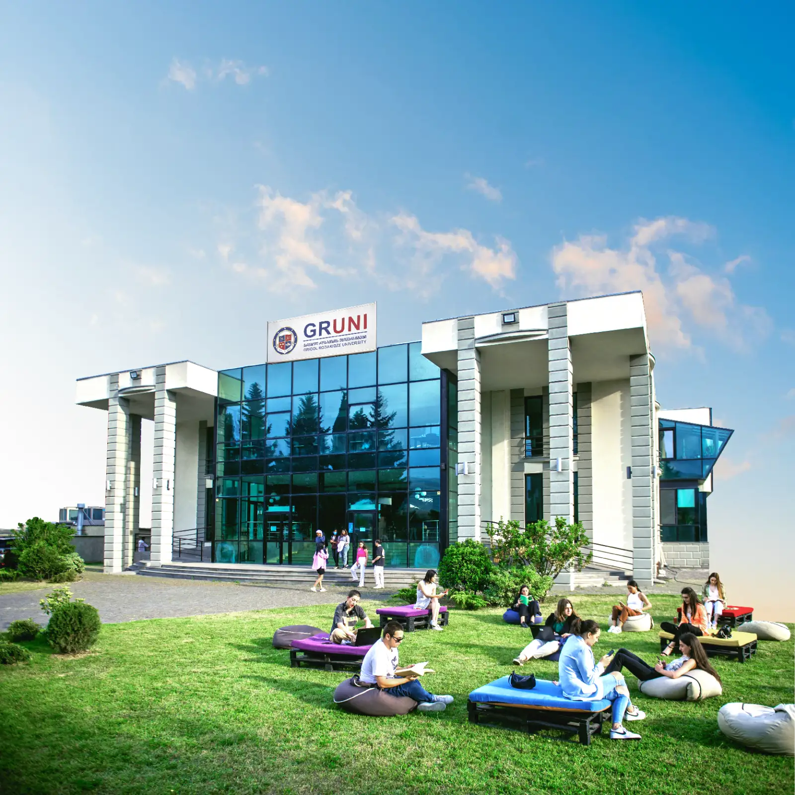 Grigol Robakidze University (GRUNI)