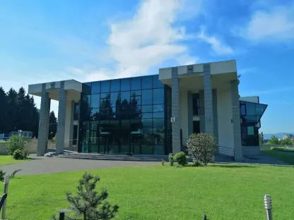 Grigol Robakidze University (GRUNI) - campus Gallery Image