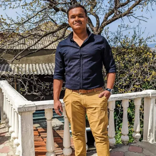 Dr. Mayur Pramod Kothawade Success Story - Grigol Robakize University (GRUNI)